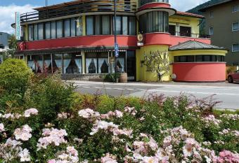 La Rotonda has Balcony rooms