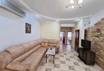 Apartments Business behind Hotel National Ultracentral has Balcony rooms