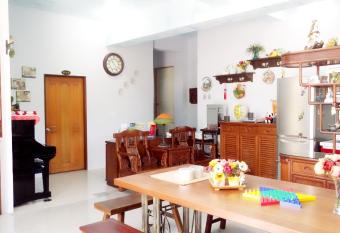 Yi Jing B&B has Balcony rooms