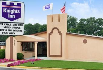 Knights Inn - Tucker allows 18 year olds to book a room