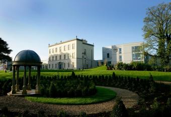 Dunboyne Castle Hotel & Spa allows 18 year olds to book a room