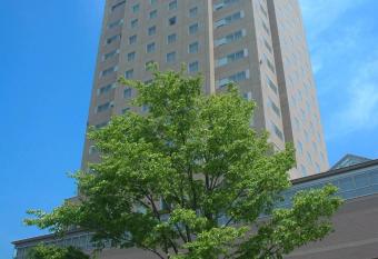 Grand Hotel New Oji has Smoking rooms