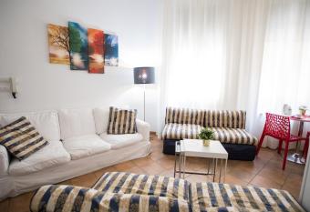 Le Camere di Porta San Felice - Self Check in allows 18 year olds to book a room