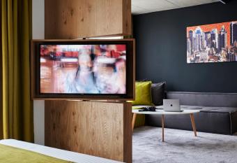 Adella Boutique Hotel - Free Parking has Balcony rooms