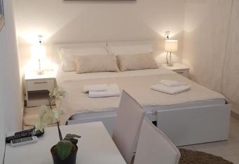 Rooms Valentino has Balcony rooms