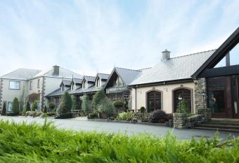 Mulroy Woods Hotel allows 18 year olds to book a room