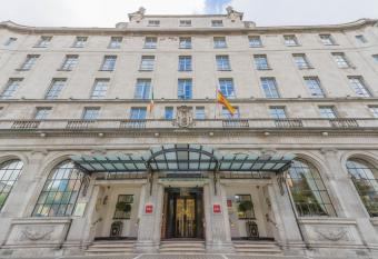 Riu Plaza The Gresham Dublin allows 18 year olds to book a room