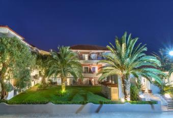 Kapsohora Inn has Balcony rooms