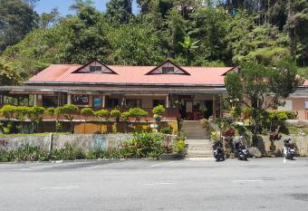 ALORA BUDGET Inn has Balcony rooms