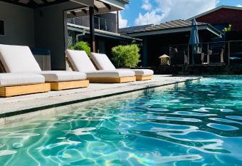 Aabi s at Byron has Balcony rooms