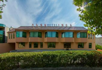Inga Hotel Yerevan allows 18 year olds to book a room