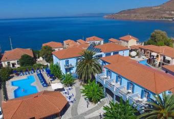 Blue Sky Hotel - Petra - Lesvos - Greece has Balcony rooms