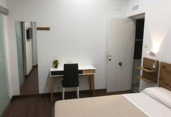 Cabildo allows 18 year olds to book a room