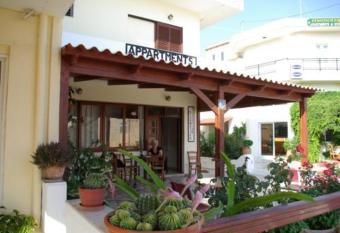 Pension Kyriakos has Balcony rooms