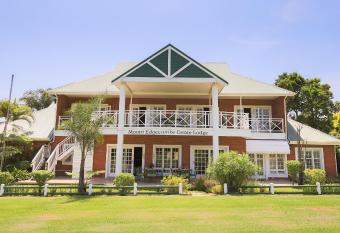 Mount Edgecombe Estate Lodge has Balcony rooms