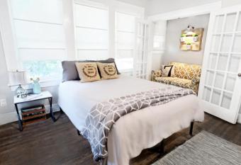 Urban Convenience Studio Flat allows 18 year olds to book a room