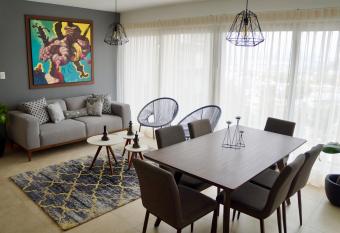 Metropolitan Suites has Smoking/Balcony rooms