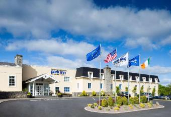 Park Inn by Radisson Shannon Airport allows 18 year olds to book a room
