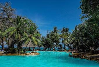 Papillon Lagoon Reef Hotel has Balcony rooms