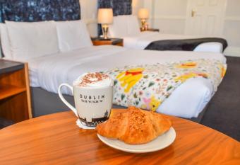 Hotel St George by Nina allows 18 year olds to book a room