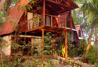 Calala Lodge has Balcony rooms