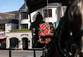 The Ross allows 18 year olds to book a room