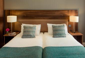 Scott s Hotel allows 18 year olds to book a room