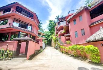 Signature Boracay Punta Rosa formerly Punta Rosa Boutique Hotel has Balcony rooms
