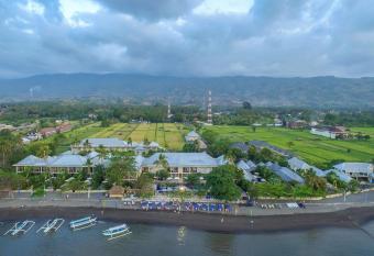 The Lovina has Balcony rooms