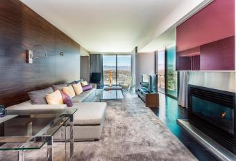 Palms Place One Bedroom Suite 1220 sqft has Balcony rooms