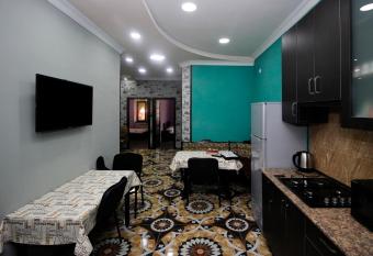 Hotel Victoria allows 18 year olds to book a room