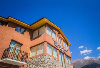 Mestia Plaza has Balcony rooms
