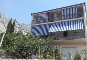 Apartments Ivka has Balcony rooms