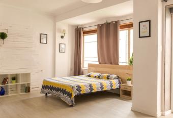 Big Room in the City Centre allows 18 year olds to book a room