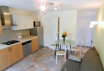 G  te les Platanes has Balcony rooms