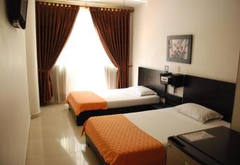 Hotel Plazuela San Ignacio allows 18 year olds to book a room