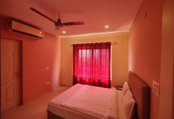 Tulip Arena Home Stay Apartment allows 18 year olds to book a room