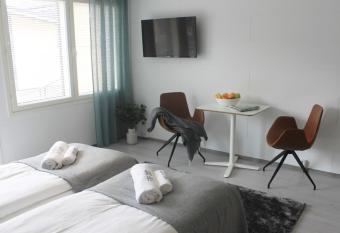 Forenom Serviced Apartments Vantaa Jokiniemi has Balcony rooms