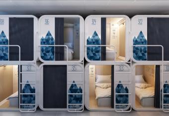 Ostelzzz Milano has Balcony rooms