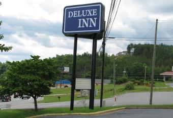 Deluxe Inn has Smoking rooms