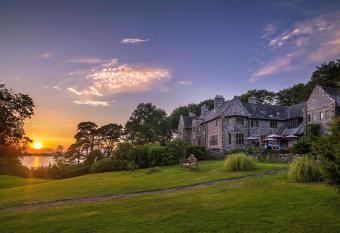 Ard na Sidhe Country House Hotel has Balcony rooms