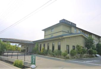 Hotel Route-Inn Court Azumino Toyoshina Ekiminami has Smoking rooms