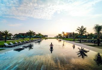 TUI BLUE Nam Hoi An Resort has rooms with a private hot tub