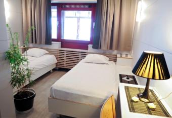 Totalenergies Frit Autentic Habay-la-Neuve has Balcony rooms