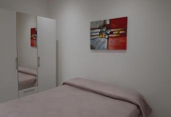 Janara - Teatro Romano allows 18 year olds to book a room