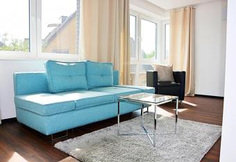 X-Hotel allows 18 year olds to book a room