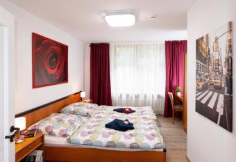 Sonnenschein Appartement allows 18 year olds to book a room