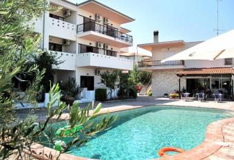 Skentos Hotel has Balcony rooms