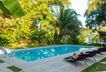 Hotel Nya has Balcony rooms