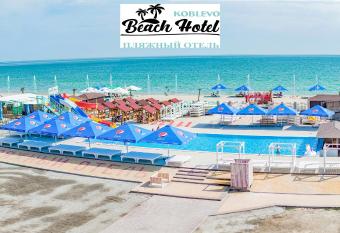 Beach Hotel has Balcony rooms